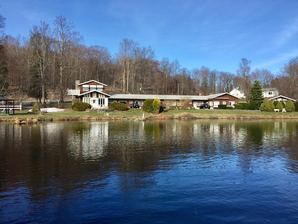 Lake Moc A Tek Inn Lakeville Buitenkant foto