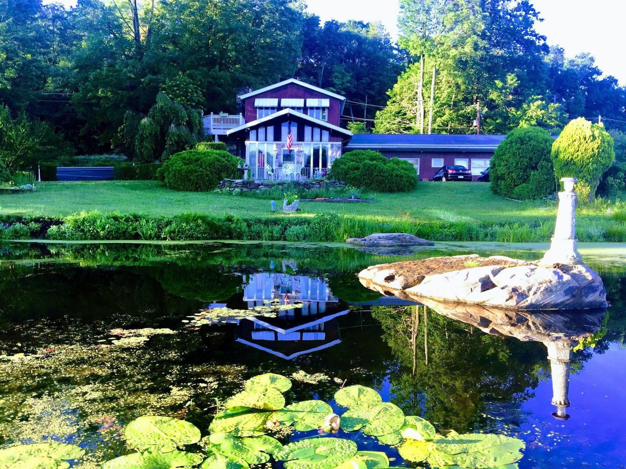 Lake Moc A Tek Inn Lakeville Buitenkant foto